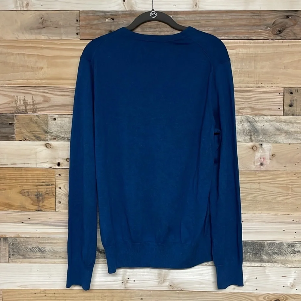 Banana Republic size large blue v-neck luxury blend sweater